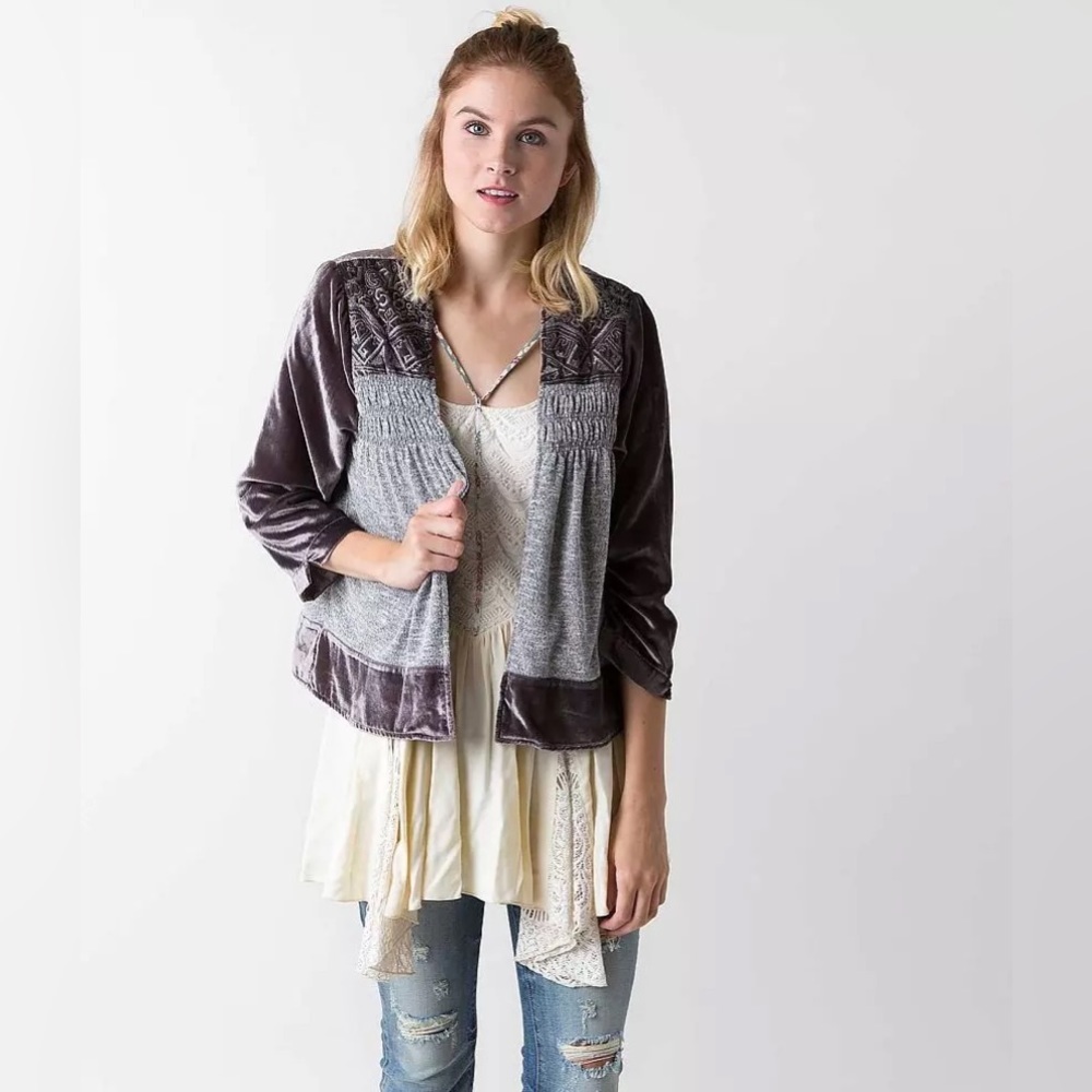 Buckle gimmicks piece jacket